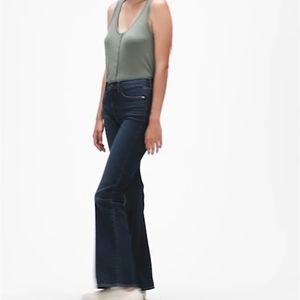 New Gap Flare Jean